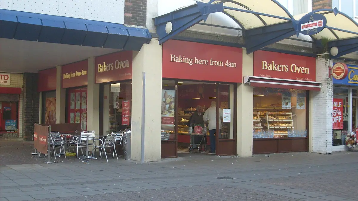 Mr Bakers Fish & Chips – bakery in Wythenshawe town centre